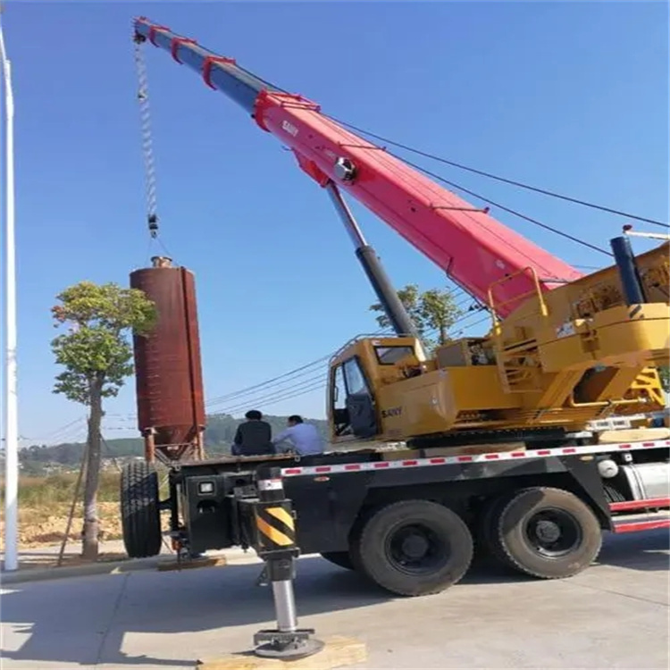 保定专业吊车租赁多少钱