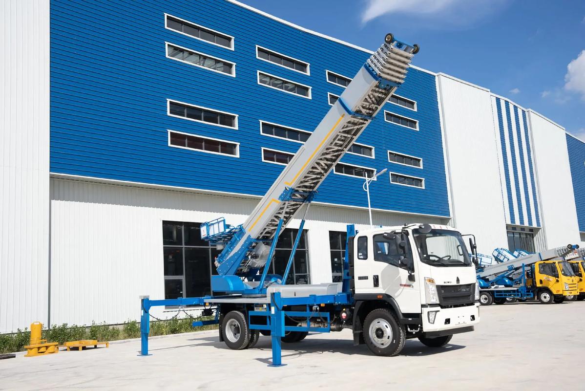 保定小型云梯车上料车租赁多少钱